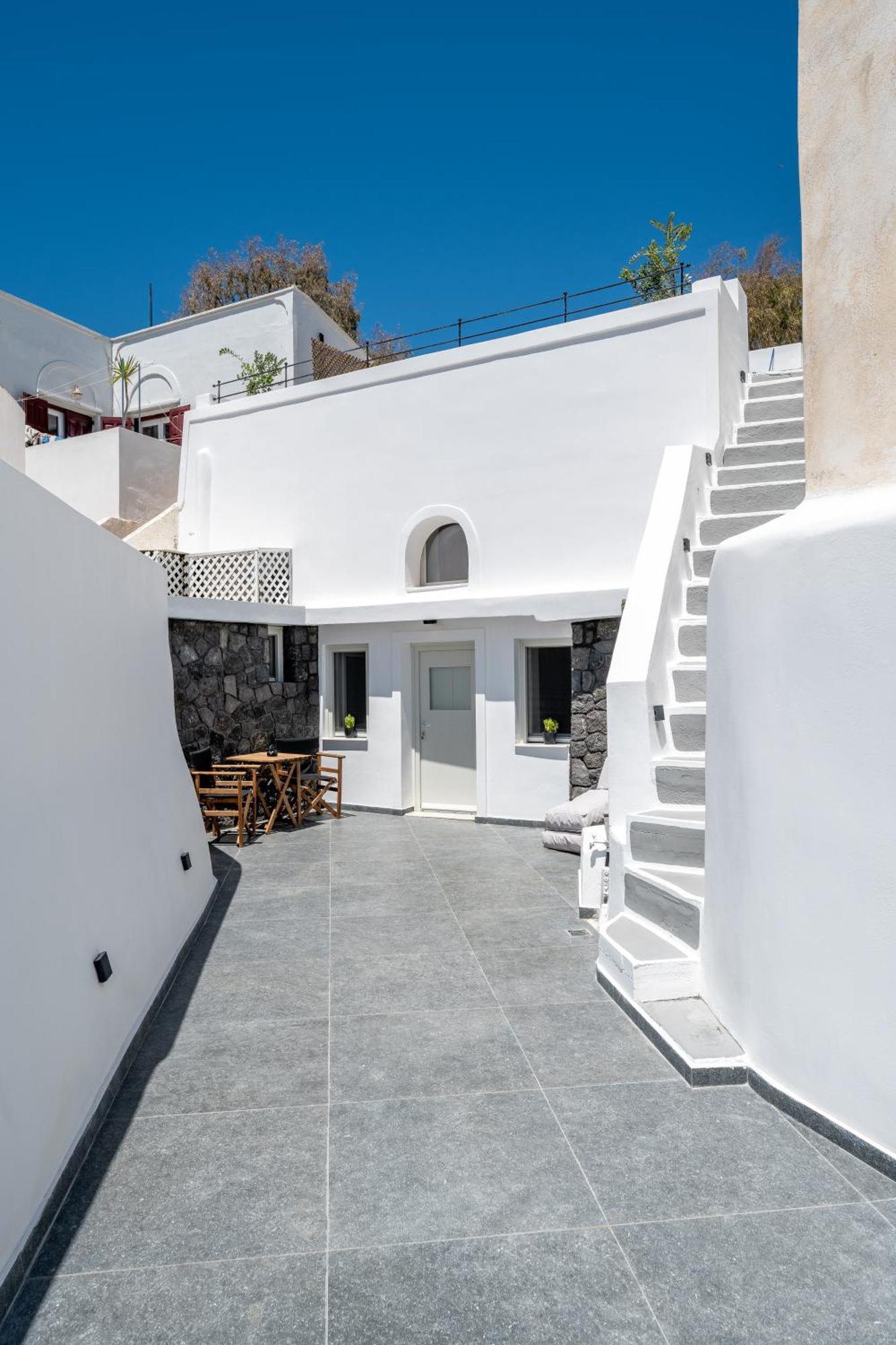 Angeleve Villa With Private Jacuzzi Fira  Exterior photo